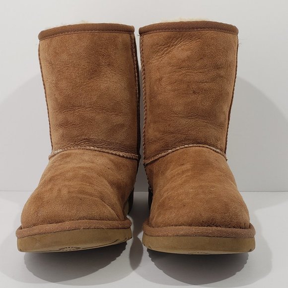 UGG Australia Brown Classic Short Boots Size W 5 Leather Sheepskin - Picture 1 of 9